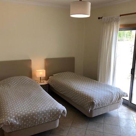 אולוס די אגווה Apartamentos Pomba Branca מראה חיצוני תמונה