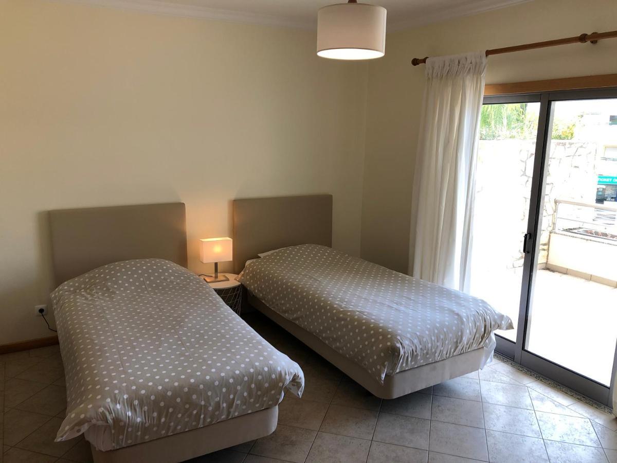 אולוס די אגווה Apartamentos Pomba Branca מראה חיצוני תמונה