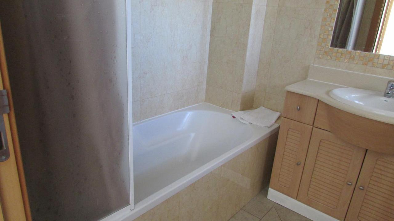 אולוס די אגווה Apartamentos Pomba Branca מראה חיצוני תמונה